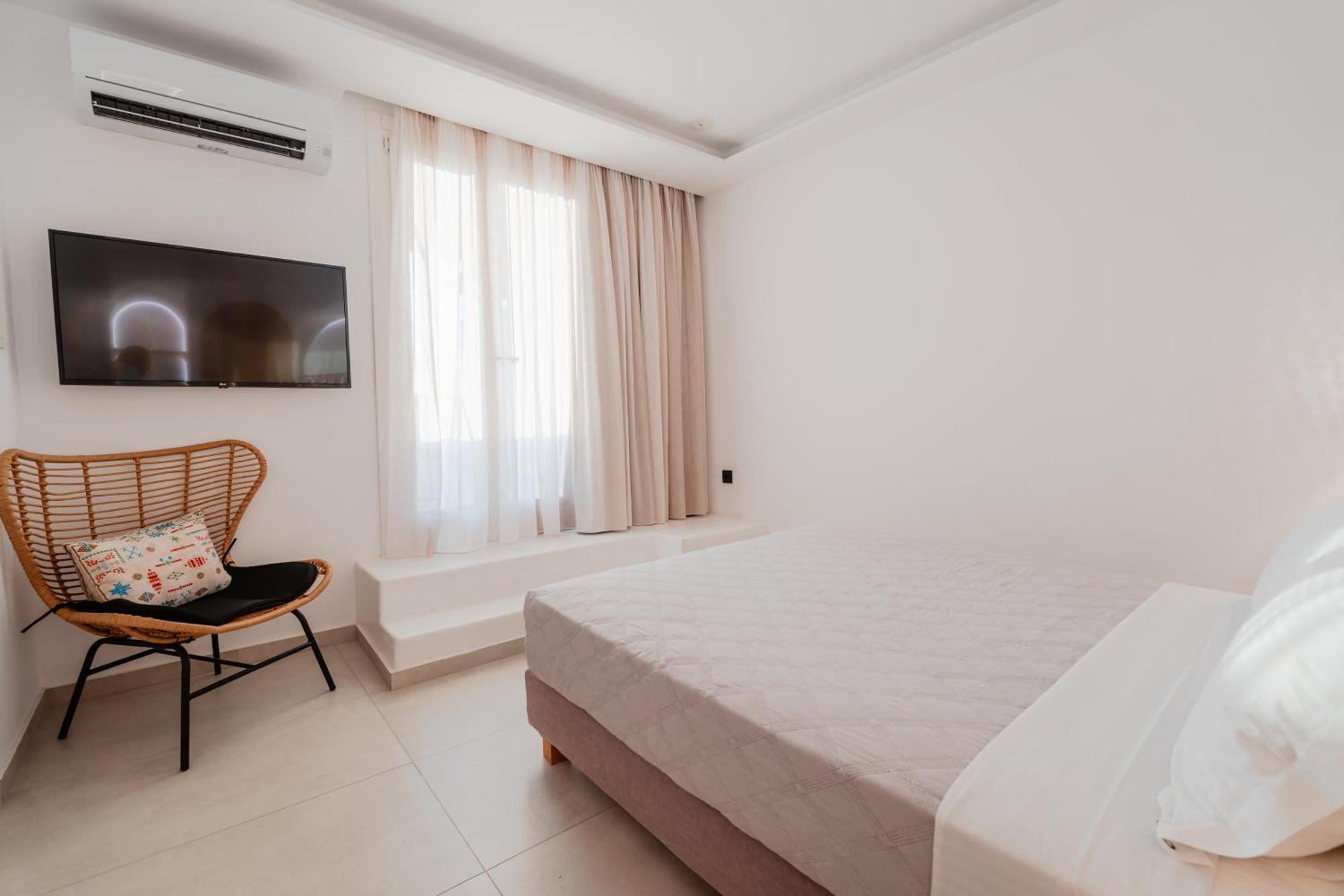 Oliving Mykonos Luxury Suites Klouvas Bagian luar foto