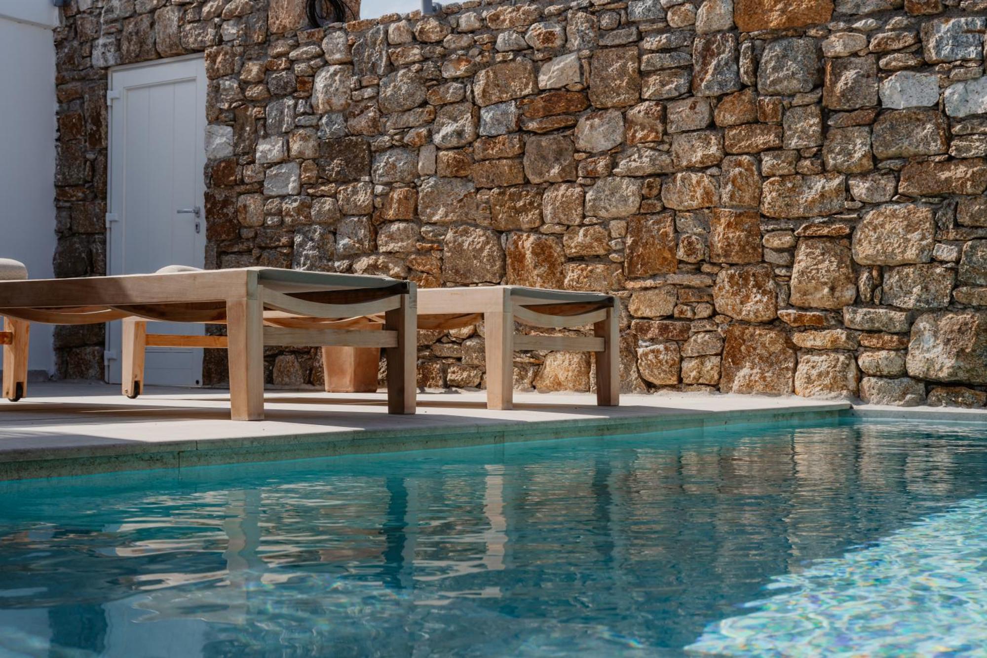 Oliving Mykonos Luxury Suites Klouvas Bagian luar foto