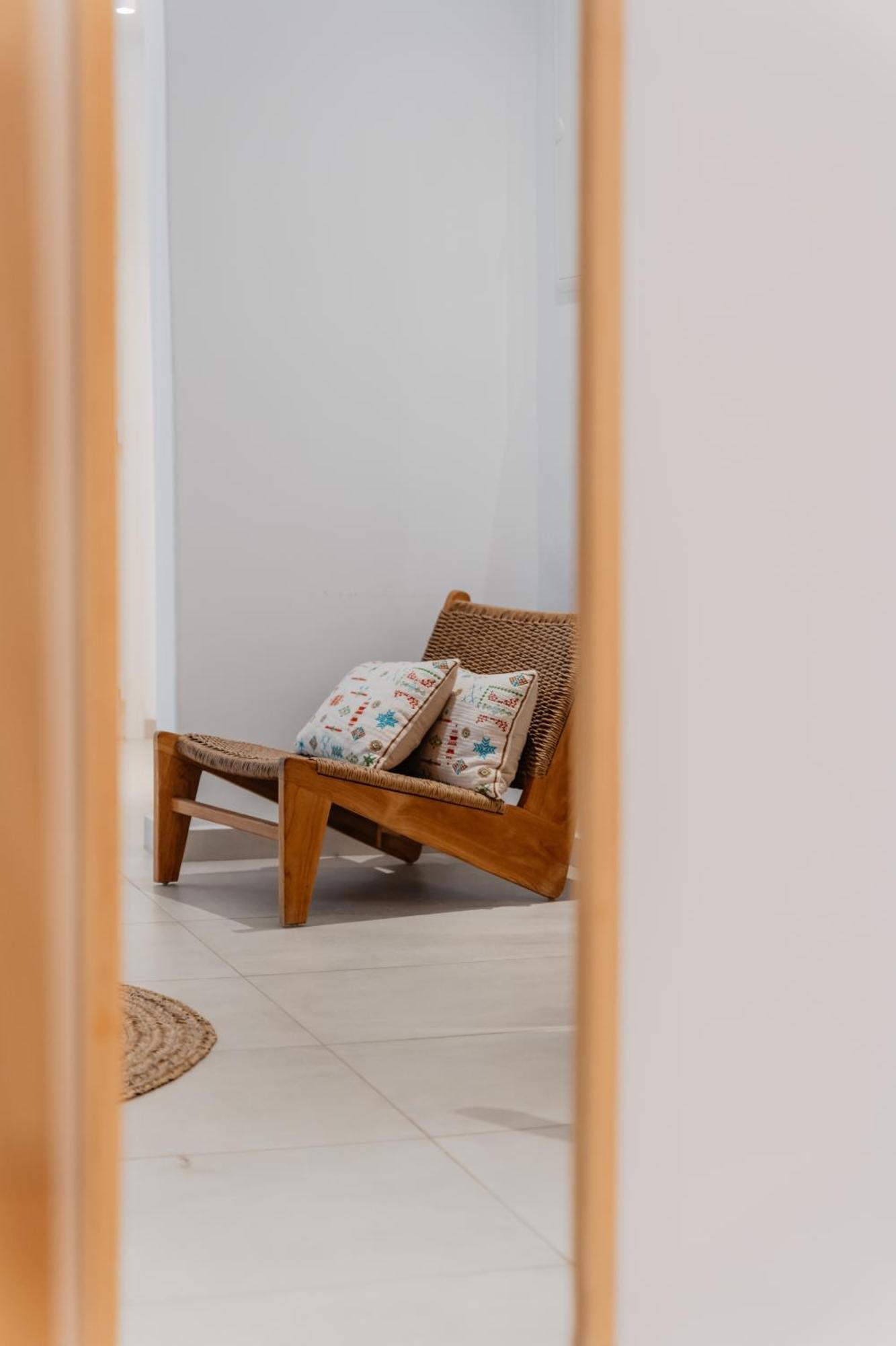 Oliving Mykonos Luxury Suites Klouvas Bagian luar foto