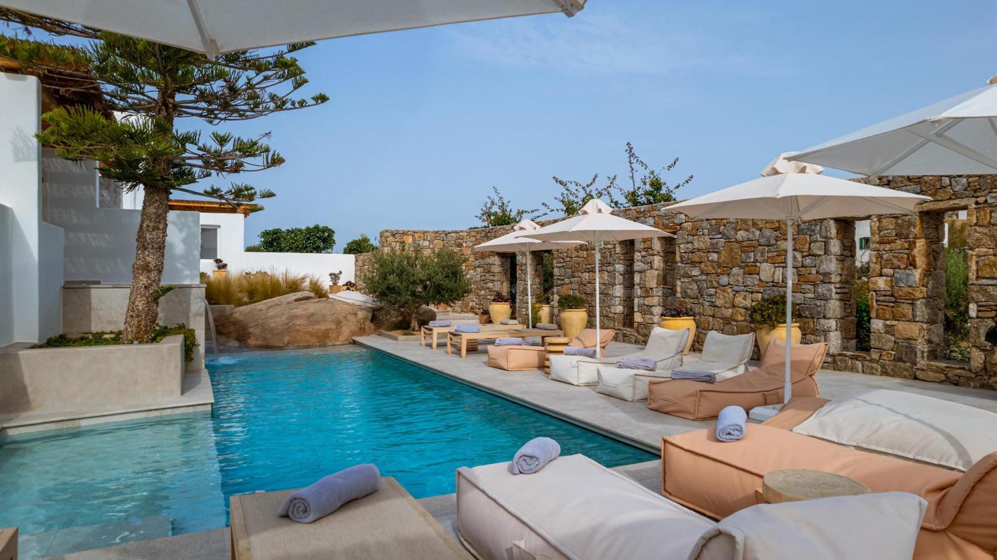Oliving Mykonos Luxury Suites Klouvas Bagian luar foto