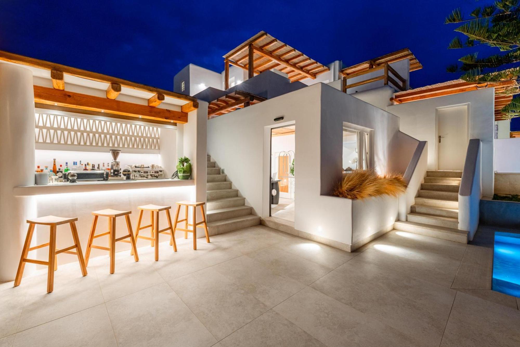 Oliving Mykonos Luxury Suites Klouvas Bagian luar foto